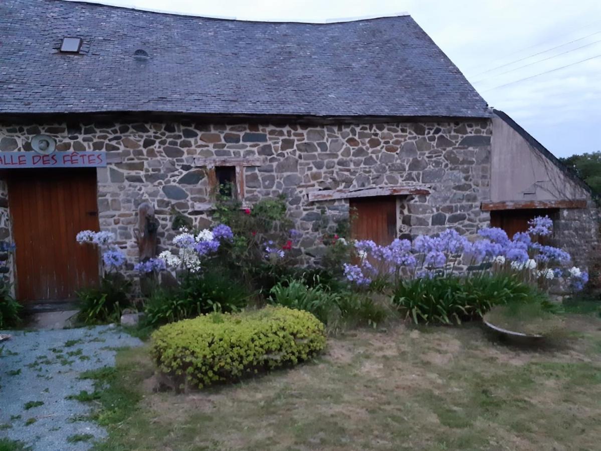 Petite Maison De Campagne Plouec-du-Trieux Exterior photo